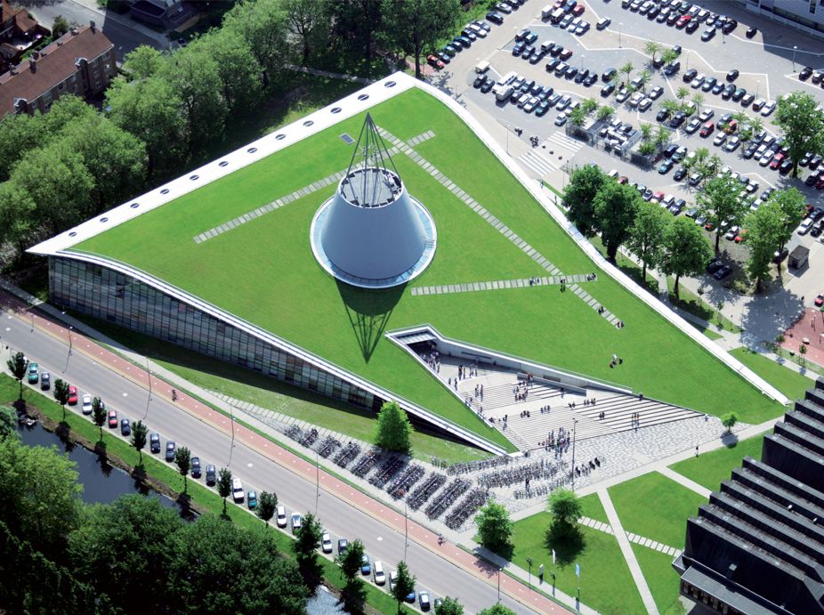 Delft University of Technology (TU Delft)